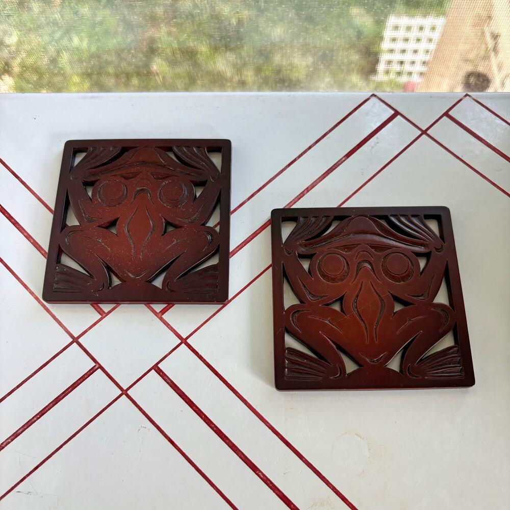 Vintage BOMA Recycled Glass Frog Mini Trivet Canadian Made